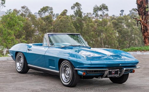 Chevrolet Corvette in Los angeles, ca 1