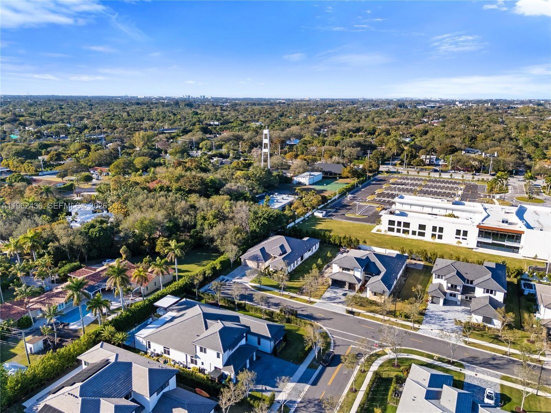 House in Miami, Florida, United States 3 - 17219108