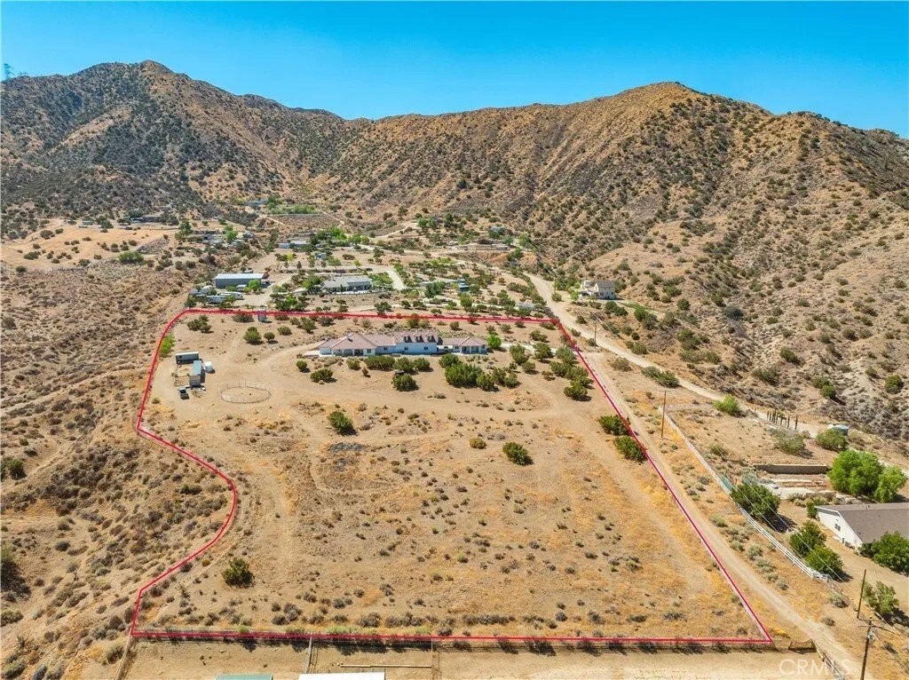 House in Santa Clarita, California, United States 3 - 16527385