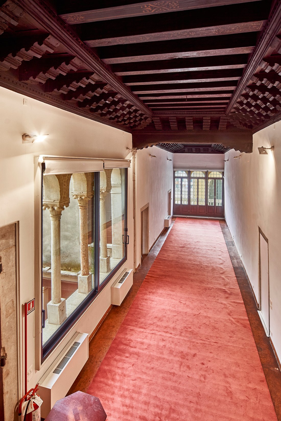 Apartment in Saint Paul, Venice, Italy 4 - 17225471
