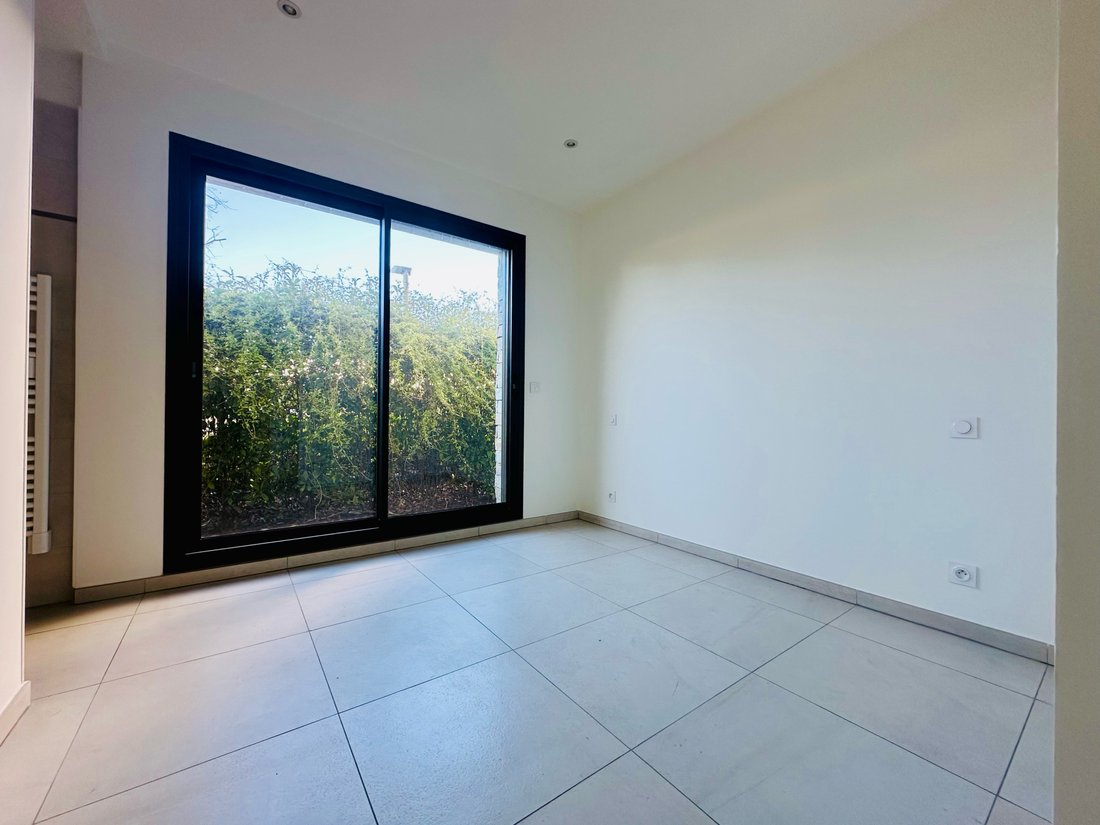 Villa in Exterieurs, Frejus, France 5 - 17224947