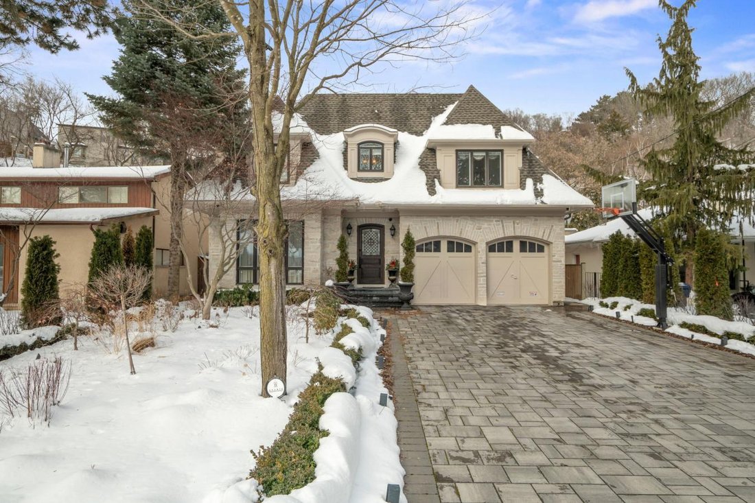 House in Toronto, Ontario, Canada 2 - 17225536