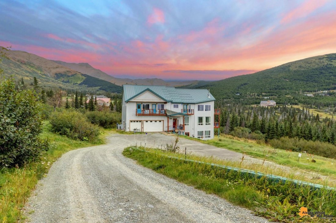 House in Anchorage, Alaska, United States 1 - 17225290