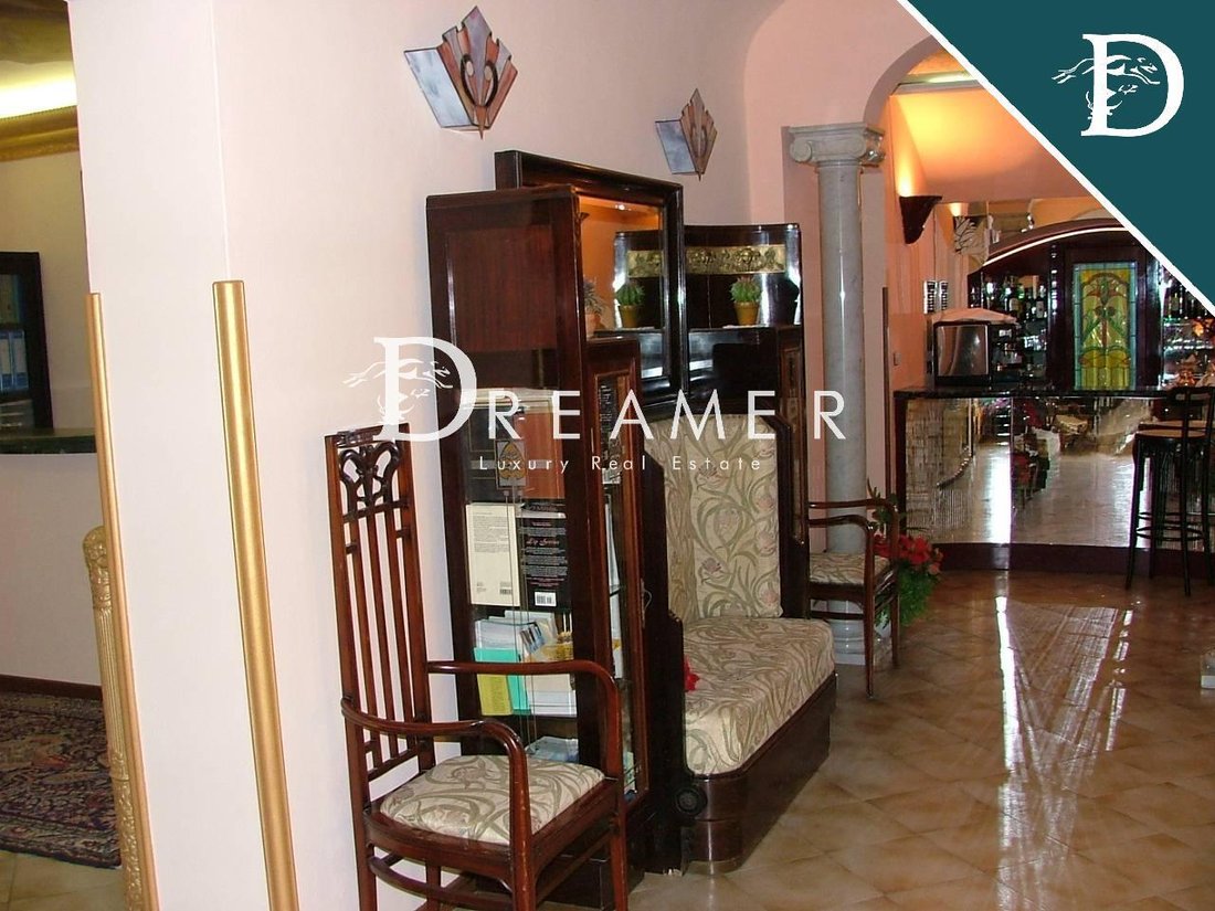 Villa in Center, Florence, Tuscany 5 - 13126496