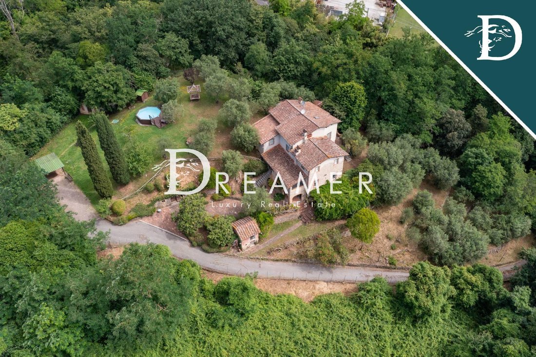 Farm Ranch in Camaiore, Tuscany, Italy 4 - 15965578