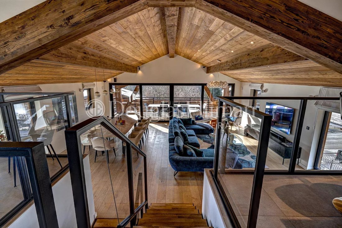 Chalet in Morzine, Auvergne-Rhône-Alpes, France 2 - 17219025
