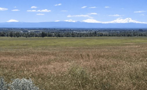 Land in Powell Butte, Oregon, United States 1