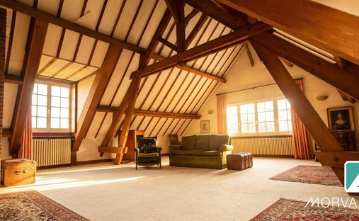 Sale Manor 735 M² 17 Rooms