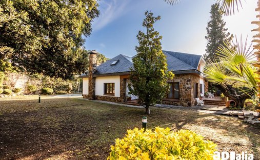 Villa in Castellar del Valles, Catalonia, Spain 1