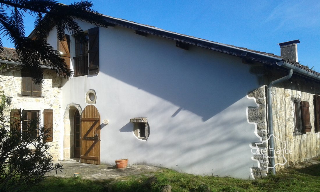 House in Saint-Etienne-d'Orthe, Nouvelle-Aquitaine, France 2 - 17218493