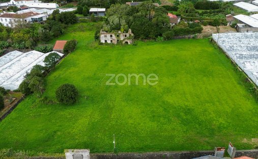 Land in Faja de Baixo, Azores, Portugal 1