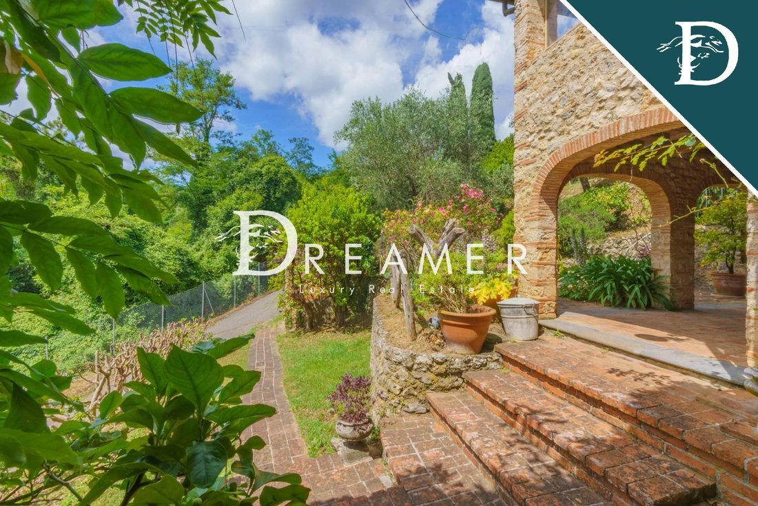 Farm Ranch in Camaiore, Tuscany, Italy 5 - 15965578