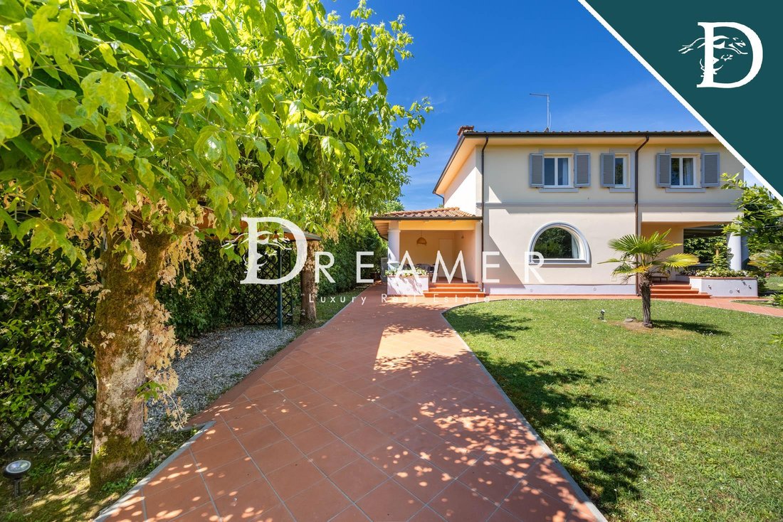 Villa in Vittoria Apuana, Forte dei Marmi, Tuscany 5 - 15965468