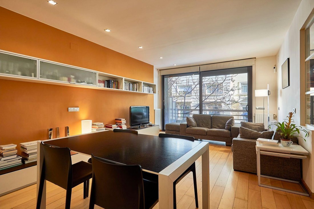 Apartment in Sarrià-Sant Gervasi, Barcelona, Spain 1 - 17225270