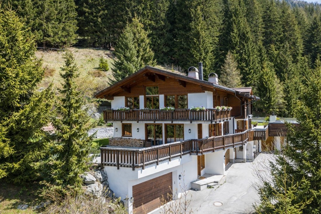 Chalet in Davos, Grisons, Switzerland 1 - 15657335