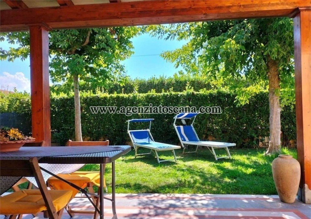 Villa in Center, Forte dei Marmi, Tuscany 3 - 17226896