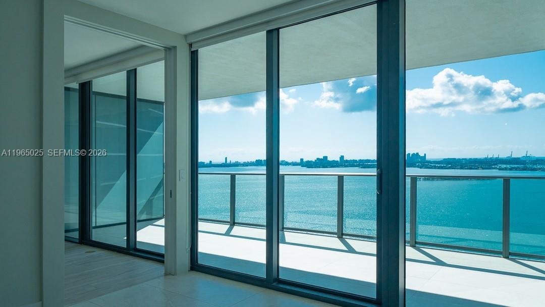 Condo in Miami, Florida, United States 3 - 17218186