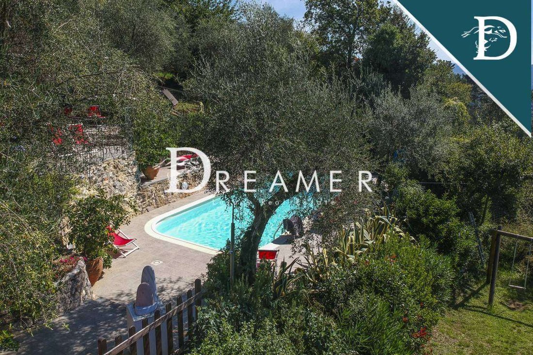 Villa in Camaiore, Tuscany, Italy 3 - 12745907
