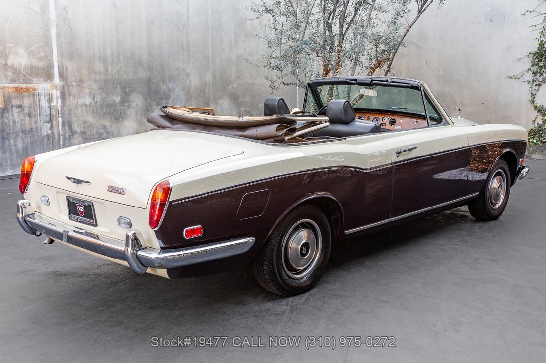 Rolls-Royce Corniche in Los Angeles, CA 5 - 17227296
