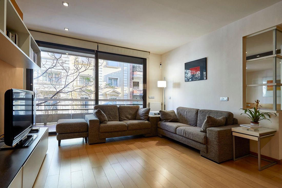 Apartment in Sarrià-Sant Gervasi, Barcelona, Spain 2 - 17225270