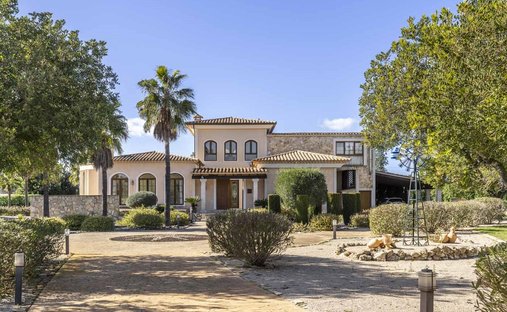 Country House in Santa Maria del Cami, Balearic Islands, Spain 1