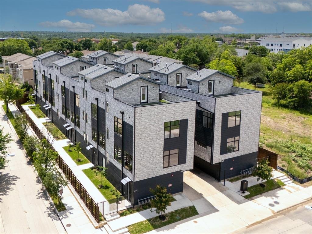 Condo in Dallas, Texas, United States 3 - 17218306