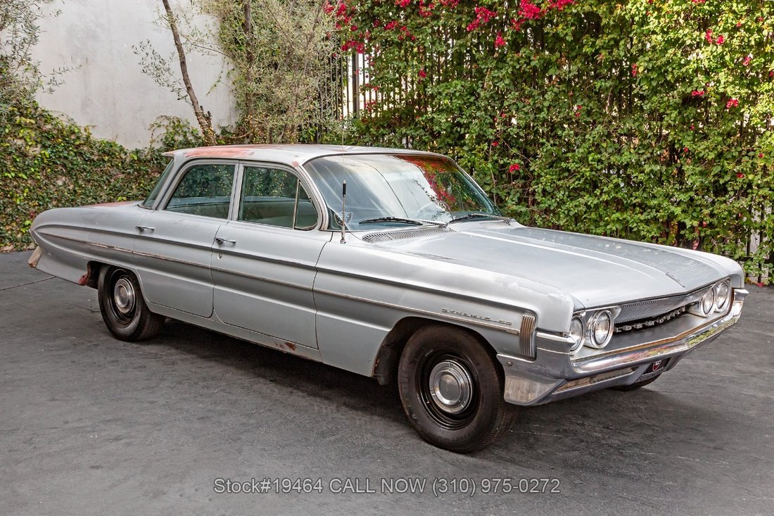 Oldsmobile Dynamic 88 in Los Angeles, CA 3 - 17220948