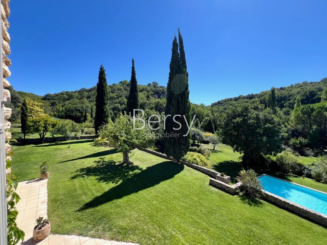 Tenuta a Gordes, Provenza-Alpi-Costa Azzurra, Francia 1 - 16127756