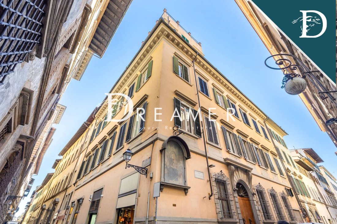 Apartment in Center, Florence, Tuscany 5 - 15396474
