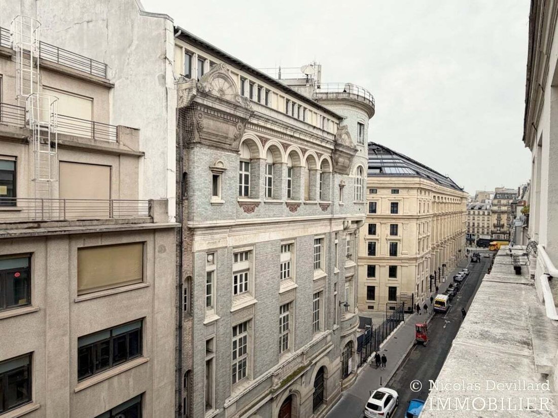 Apartment in Saint Germain l'Auxerrois, Paris 1er Arrondissement, Paris 2 - 17221847