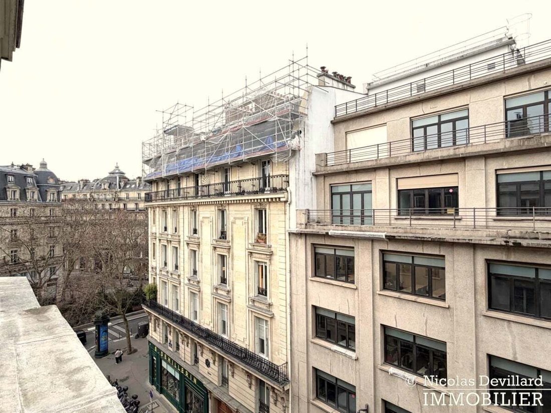 Apartment in Saint Germain l'Auxerrois, Paris 1er Arrondissement, Paris 3 - 17221847