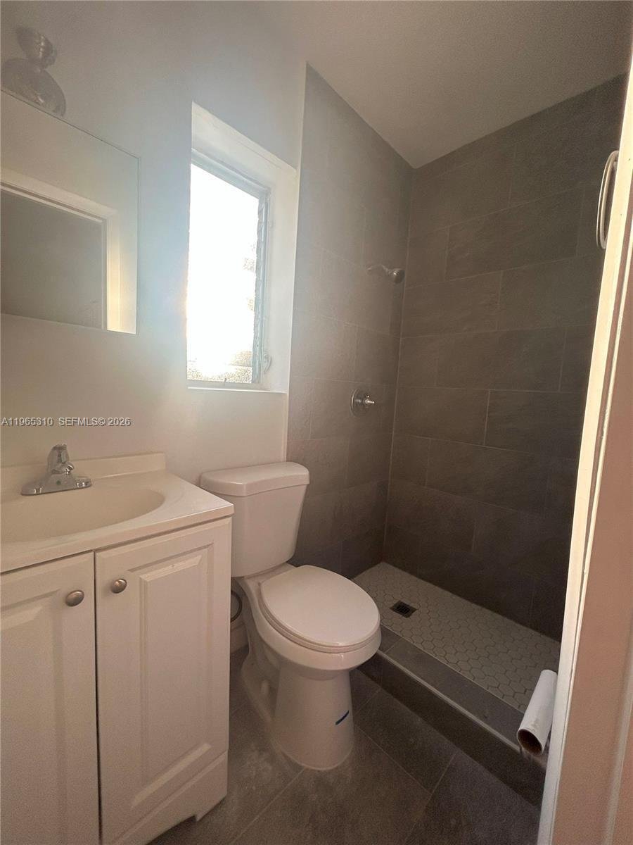 House in Miami, Florida, United States 5 - 17222475
