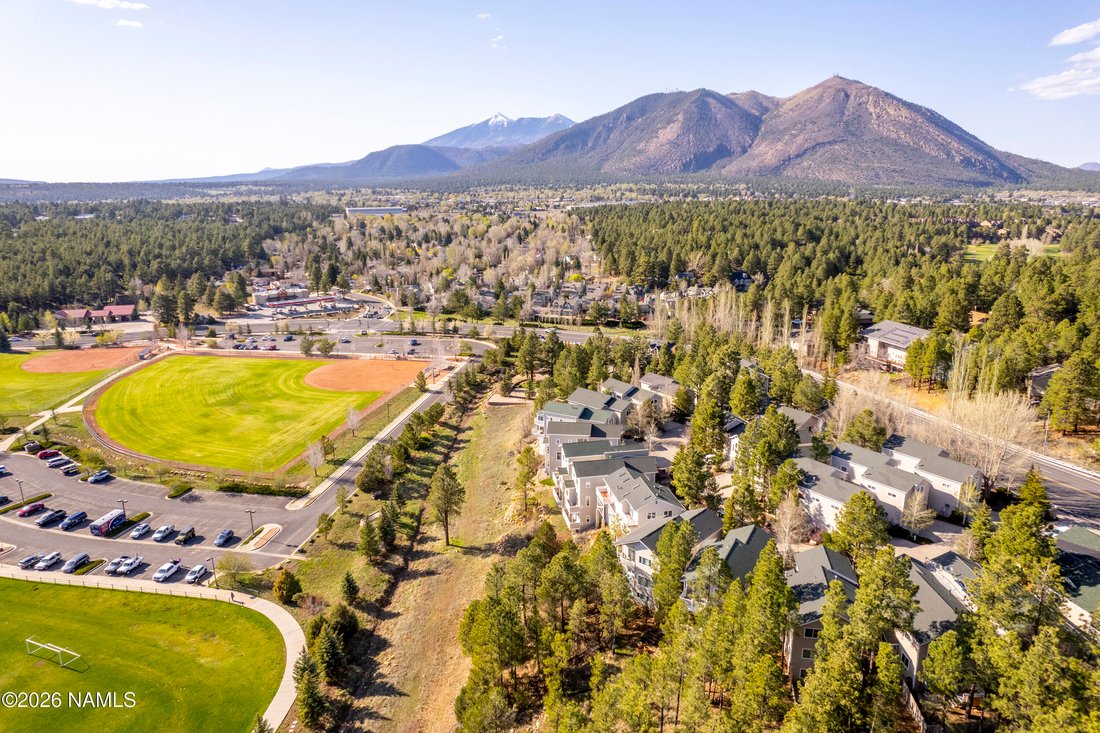 Townhouse in Flagstaff, Arizona, United States 2 - 17221066