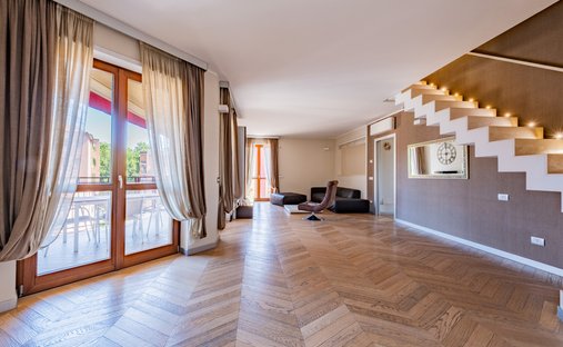 Attico a Bande Nere - Gambara, Milano, Italia 1