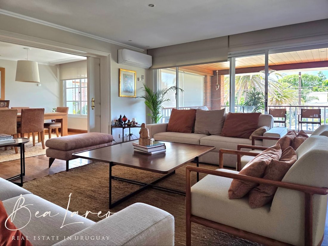 Apartment in Montevideo, Departamento de Montevideo, Uruguay 4 - 17228893
