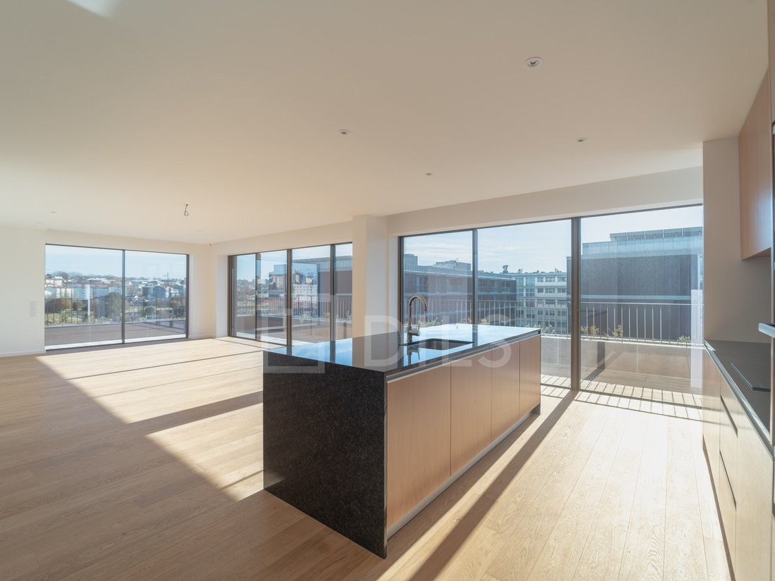 Apartment in Matosinhos e Leca da Palmeira, Porto District, Portugal 1 - 17226013