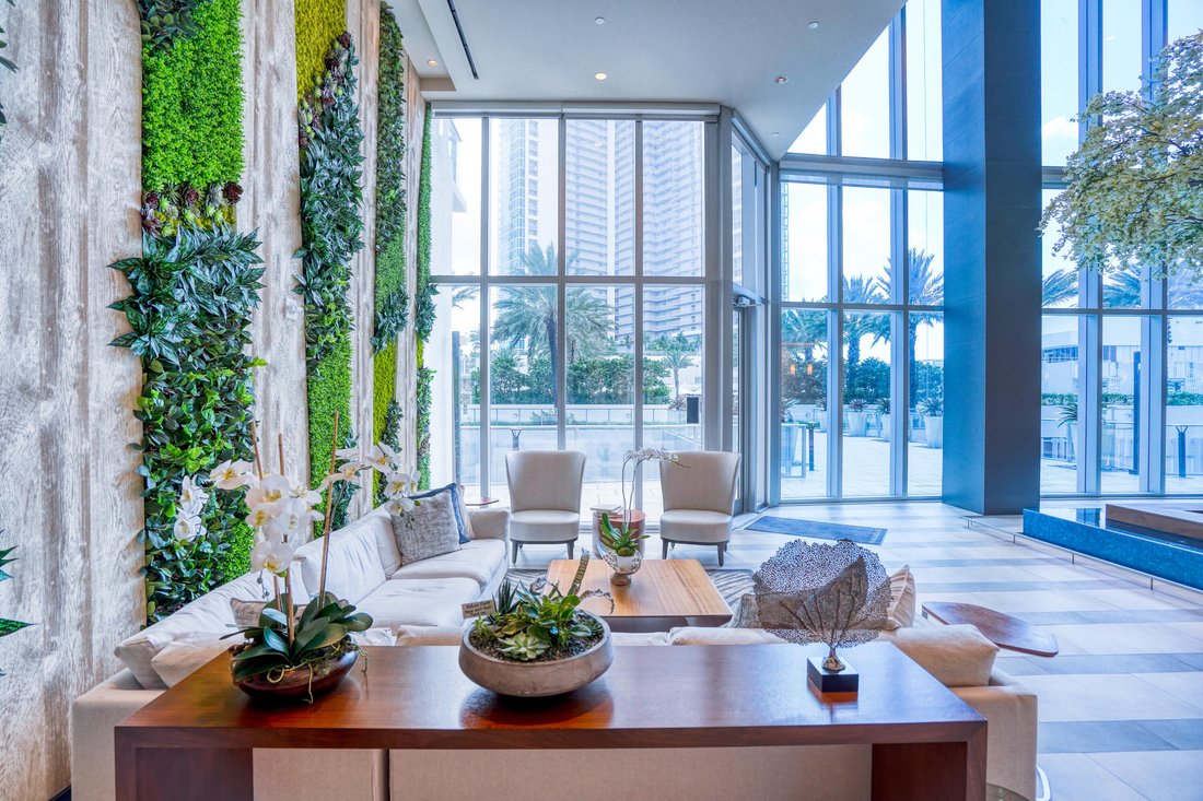 Condo in Miami, Florida, United States 1 - 17005356