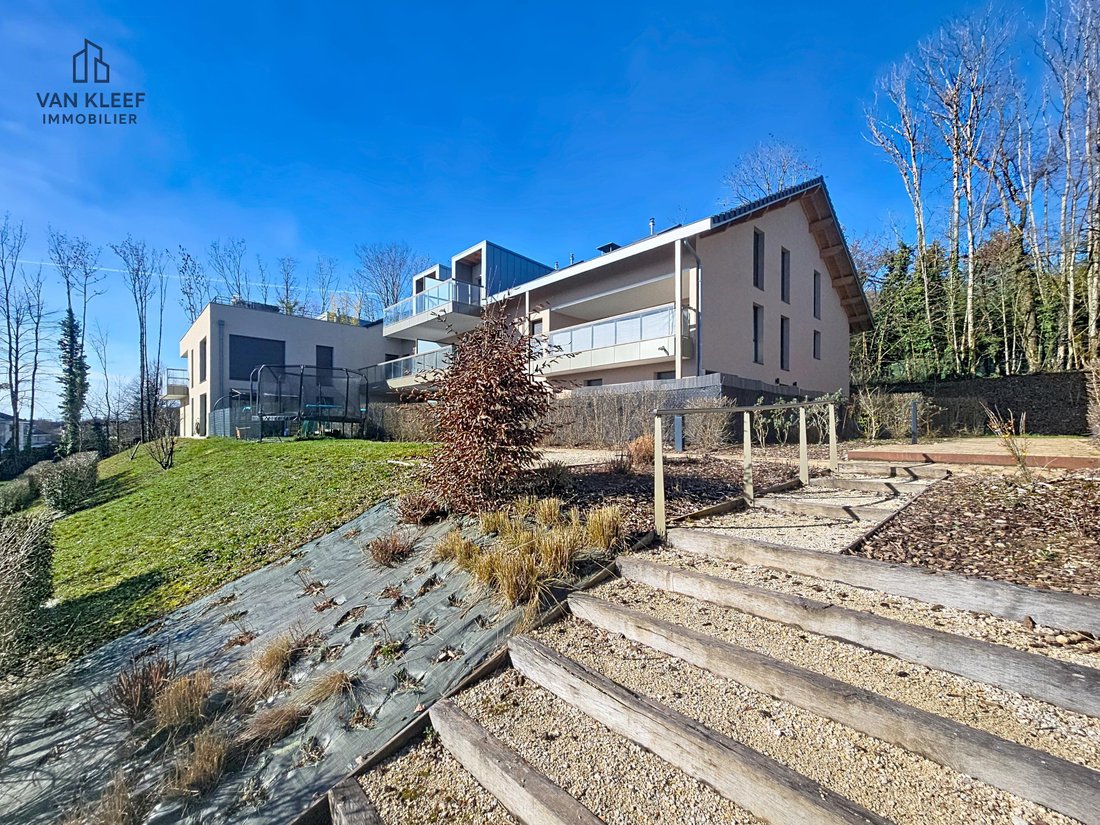 Apartment in Divonne-les-Bains, Auvergne-Rhône-Alpes, France 3 - 17104071