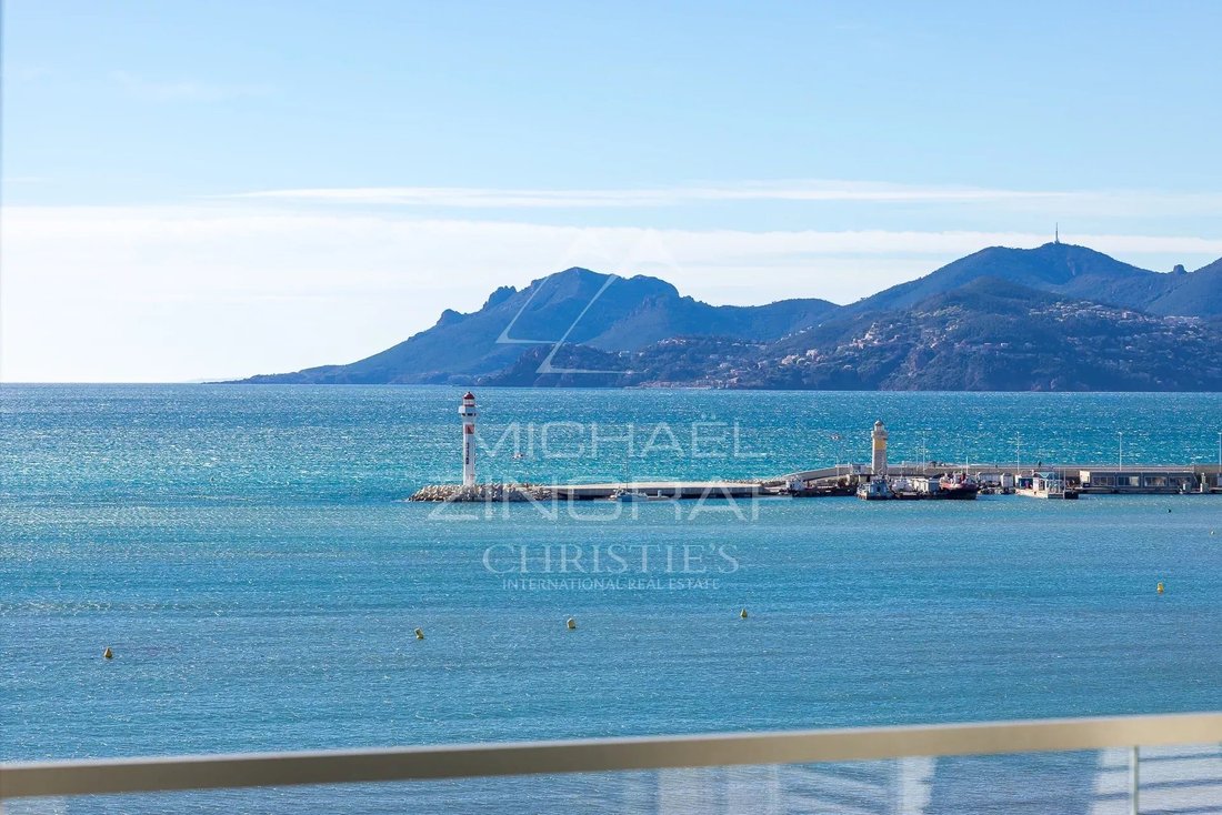 Apartment in Cannes, Provence-Alpes-Côte d'Azur, France 1 - 10651542