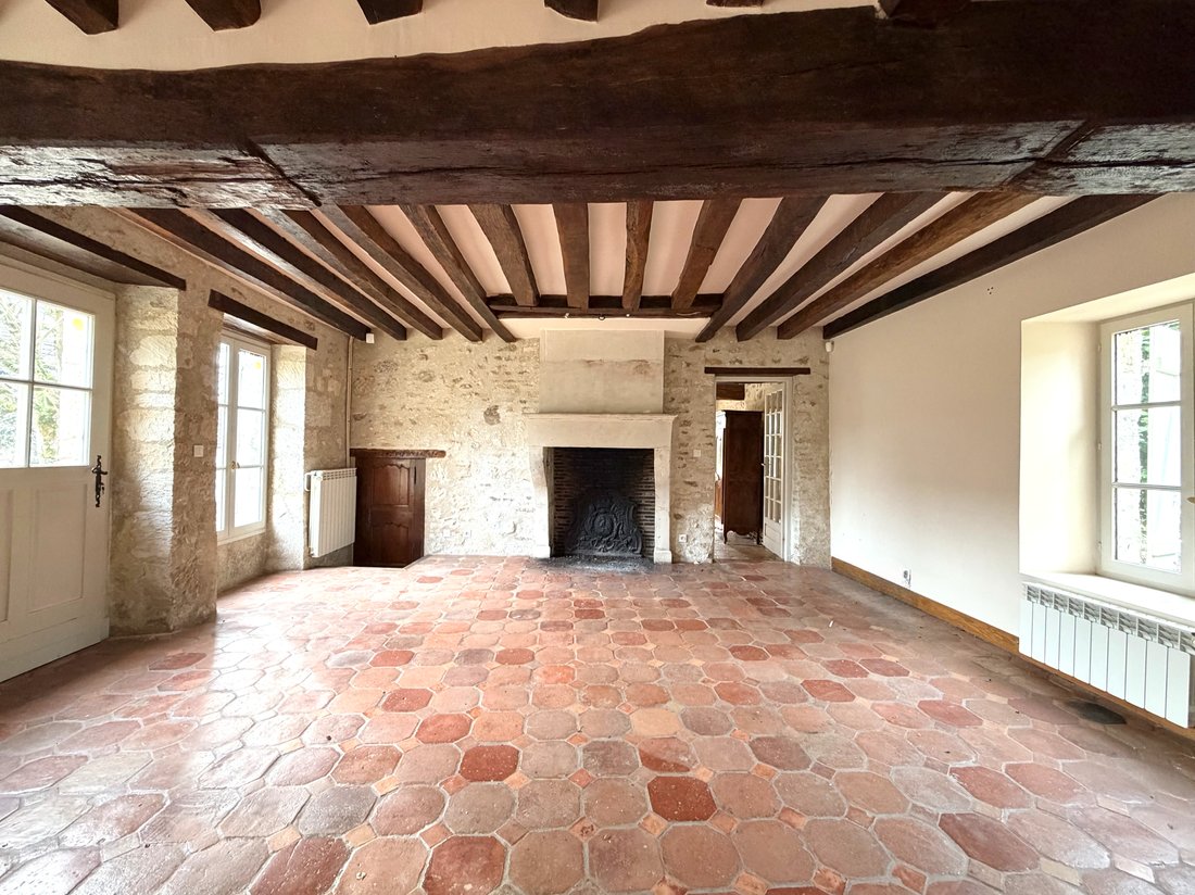 House in Senlis, Hauts-de-France, France 2 - 16672864