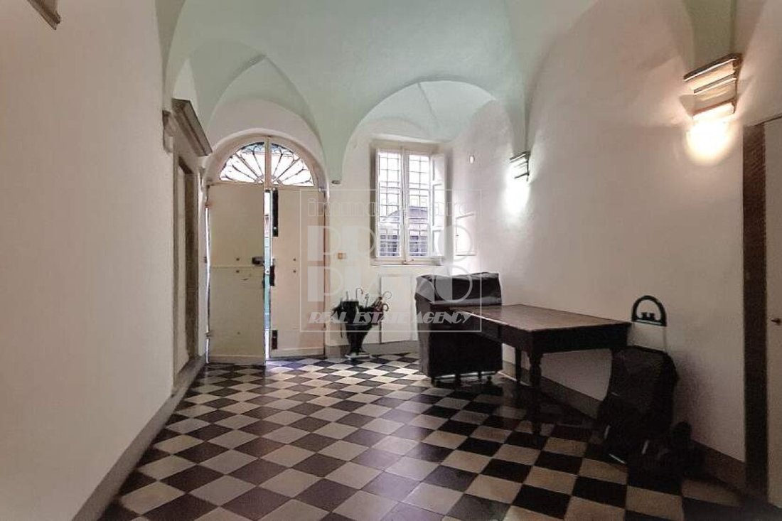 Apartment in Historic Center, Lucca, Tuscany 2 - 17217979