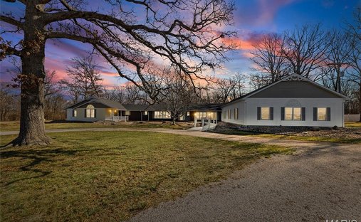House in Nashville, Illinois, United States 1