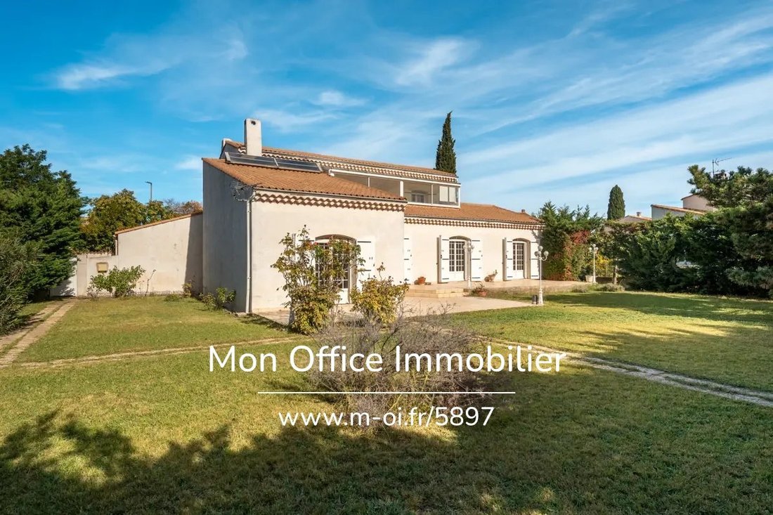 House in Istres, Provence-Alpes-Côte d'Azur, France 3 - 17228816