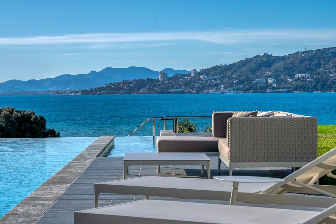Apartment in Antibes, Provence-Alpes-Côte d'Azur, France 2 - 16977463