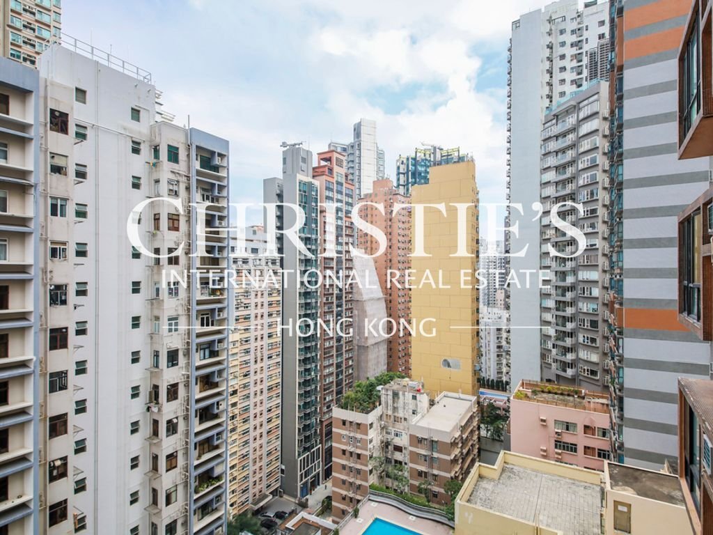 Apartment in Hong Kong, Hong Kong 1 - 17220696