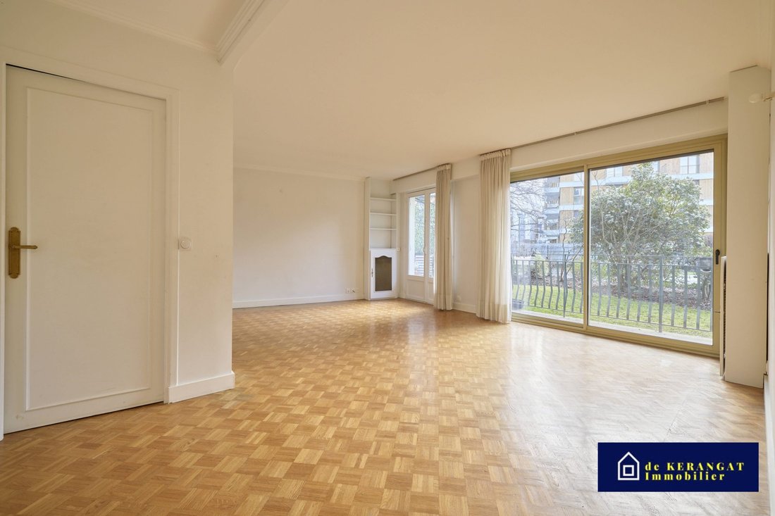 Apartment in Wallon, Le Plessis-Robinson, France 4 - 17228660