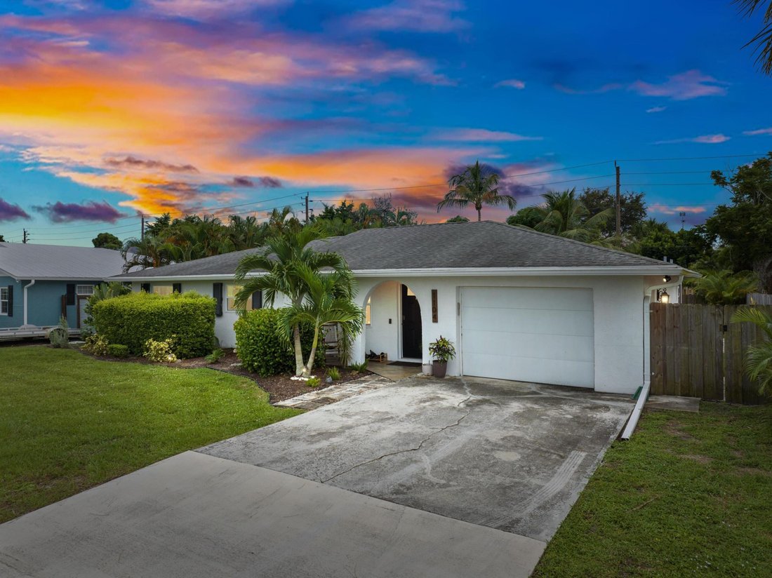 House in Stuart, Florida, United States 4 - 16011275