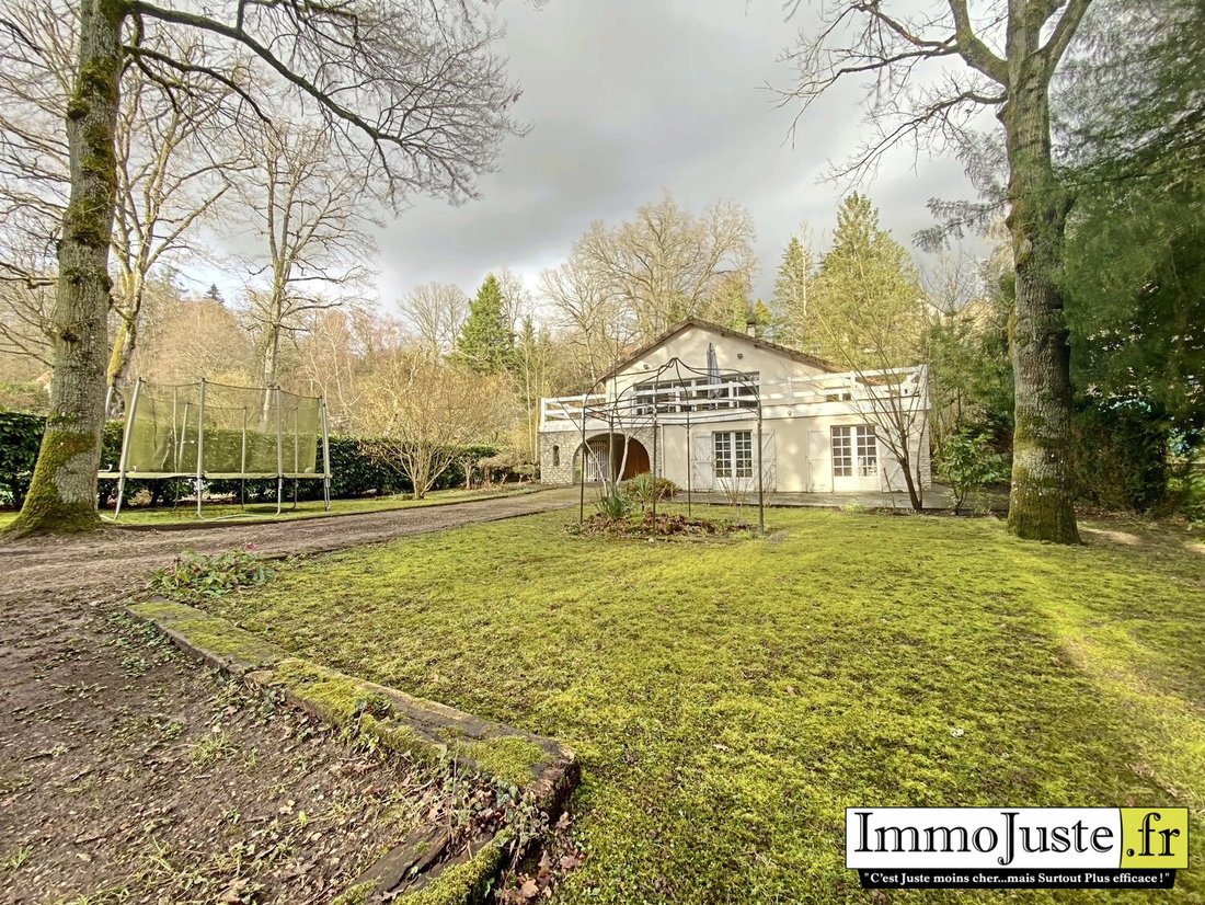 House in Le Mesnil-Saint-Denis, Ile-de-France, France 2 - 17229169