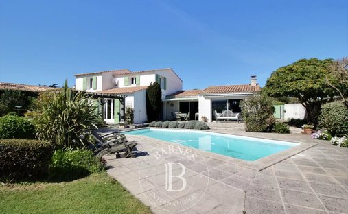 House in Sainte-Marie-de-Ré, Nouvelle-Aquitaine, France 1