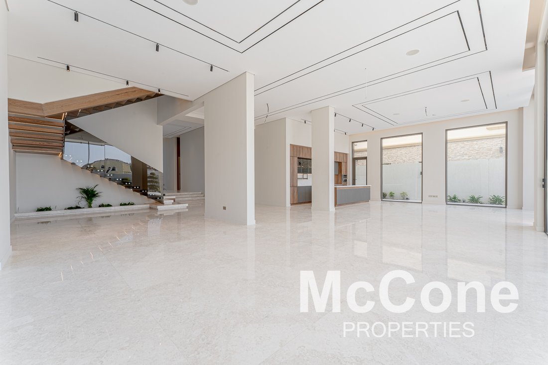 Villa in Jumeirah Islands / Juzur Jumeirah, Dubai, United Arab Emirates 2 - 17233531